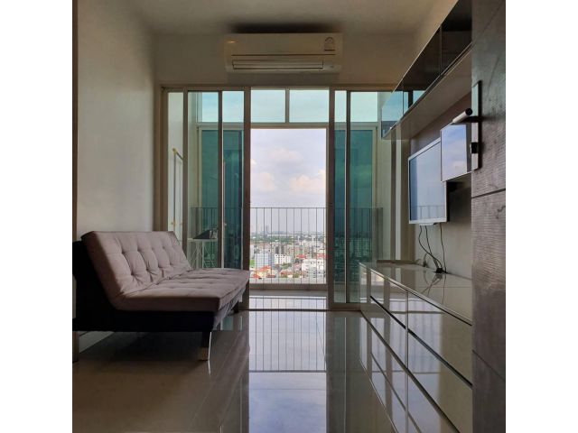 ขายถูก หั่นราคาลงมาสุดๆ Ideo Verve Sukhumvit 81 ติดบีทีเอสอ่อนนุช 2นอน 43sq.m ชั้นสูง เลย์เอ้าท์ดีสุด ขายต่ำกว่าตลาดมาก