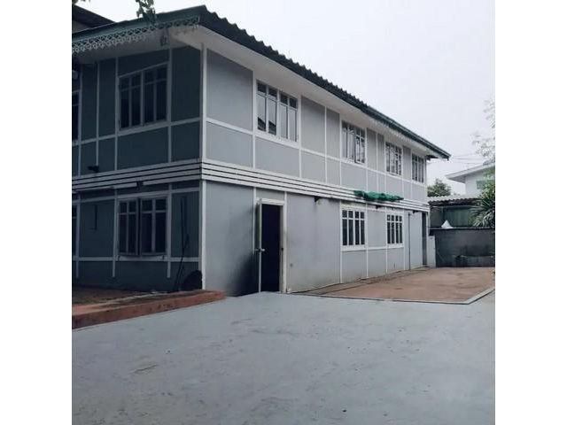 ให้เช่าอาคาร 2 ชั้น สำหรับเก็บของ  พื้นที่ 300 ตรม ถนนเจริญกรุง ใกล้เอเชียทีค