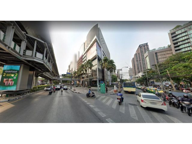 ขายที่ดินแปลงสวย ใจกลางเมืองเอกมัย ล้อมรอบไปด้วยสิ่งอำนวยความสะดวก!