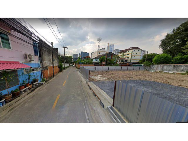 ขายถูก ที่ดินเปล่า ถนนลาดพร้าว ซ.1 สำหรับทำบ้านพักอาศัย!