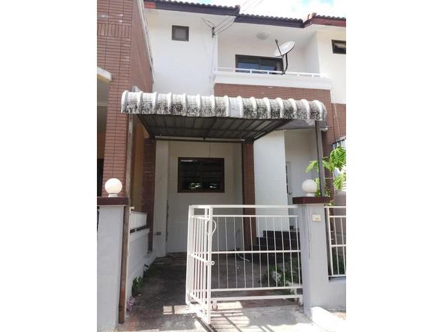 T01490 ให้เช่าทาวน์เฮ้าส์ กุลพันธ์วิลล์ โครงการ 9