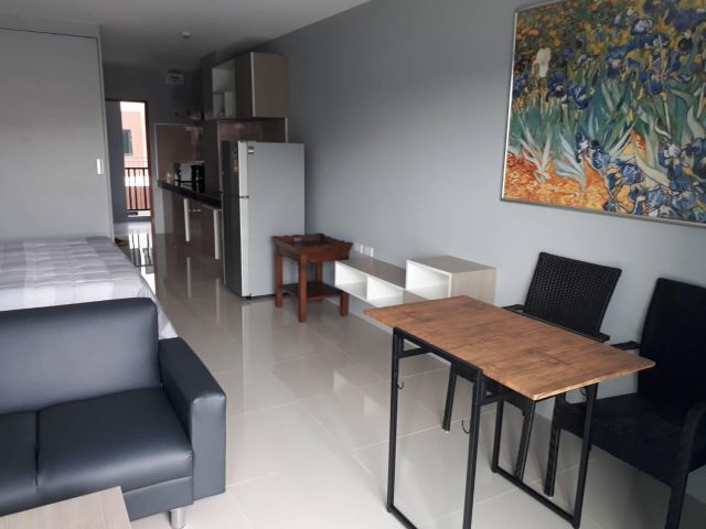 ให้เช่า Centerview Condo บางเสร่ ชั้น3 สภาพใหม่ เพียง 7,500 บาท/เดือน * ES06-0046*