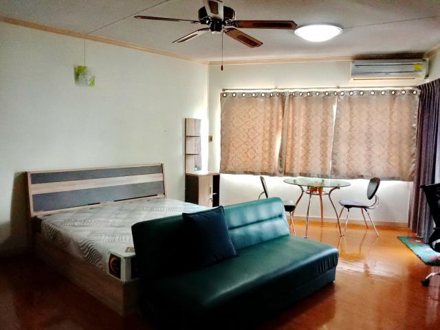 ขายริเวอร์ไซด์ คอนโด ใกล้กับโรงพยาบาลราชเวช 3 กม. จากเชียงใหม่ไนท์บาซาร์