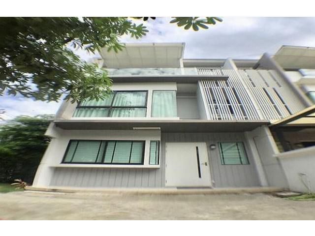 ให้เช่าทาวน์โฮม 3 ชั้น The Terrace รามอินทรา 65