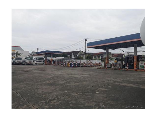 ขาย ที่ดิน + ปั๊มแก๊ส  410 วา แยกลาดปลาเค้า ถนน ประเสริฐมนูญกิจ