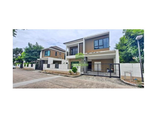 หมู่บ้าน วิลล่า อะคาเดีย ศรีนครินทร์ ขายด่วน บ้านเดี่ยว 2 ชั้น เนื้อที่ 64.80 ตร.ว ทำเลดี พร้อมอยู่