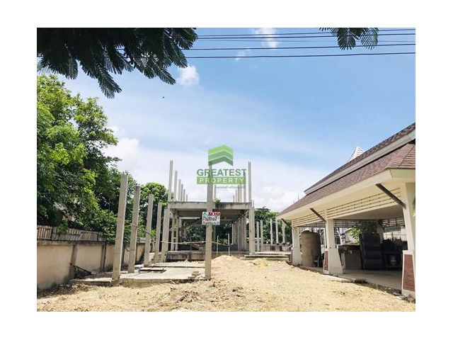 หมู่บ้าน เอกไพลิน ลาดกระบัง ขายด่วน ที่ดิน พร้อมสิ่งปลูกสร้าง เนื้อที่ 168 ตร.ว ทำเลดี