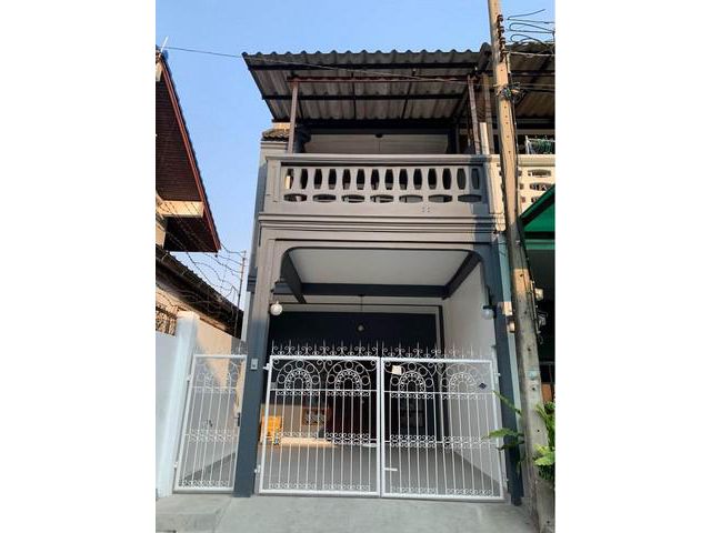 Town House อยู่ลาดพร้าว112