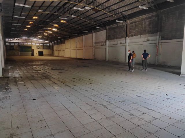 RR156 ให้เช่าโกดัง 1100 ตรม.หนองแขม ติดเพชรเกษม รถใหญ่เข้าออกได้ ค่าเช่าถูกมาก