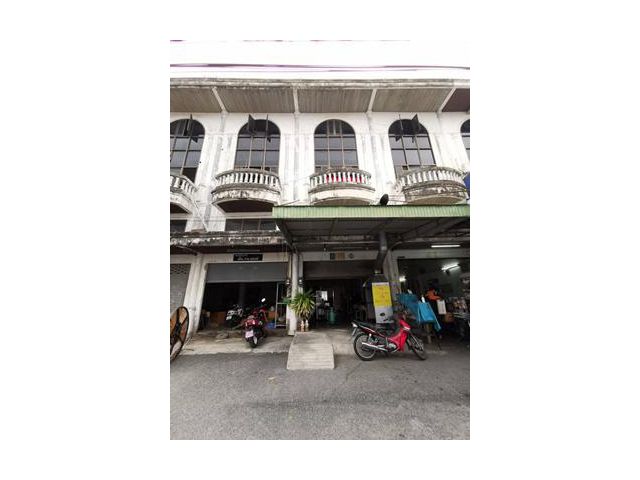 ขาย อาคารพาณิชย์ ต.เสม็ด ติดถนนพระยาสัจจา เมืองชลบุรี ขายพร้อมผู้เช่า ใกล้หมู่บ้านริมทะเล แหล่งชุมชน ซื้อลงทุน หรือทำการ