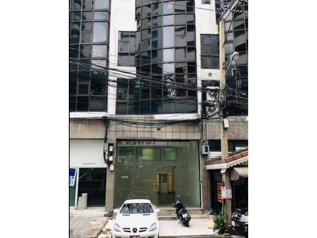ให้เช่าอาคารสํานักงาน 4 ชั้น สุขุมวิท39 ใกล้ BTS