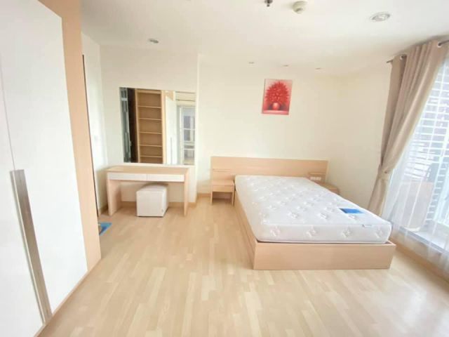 ให้เช่า คอนโด RHYTHM RATCHADA ห้องสวย พร้อมอยู่ 16,000 บ/ด. * ES09-0893*