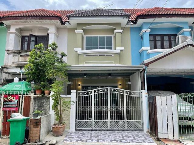 ขายบ้านทาวน์เฮาส์ 2ชั้น จ.นนทบุรี ม.นริศา