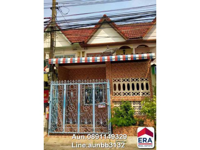 ทาวน์เฮ้าส์ 2 ชั้น 25 ตรว. หมู่บ้านเฟื่องฟ้า