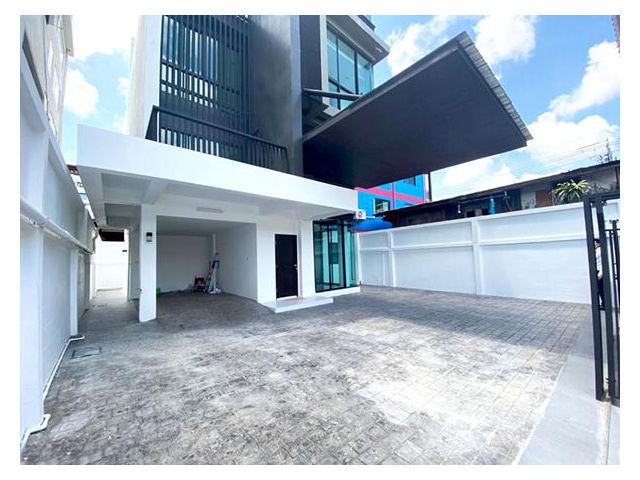 ขายโฮมออฟฟิศ บนถนนพระราม 3 (AOL-F81-2108004564)