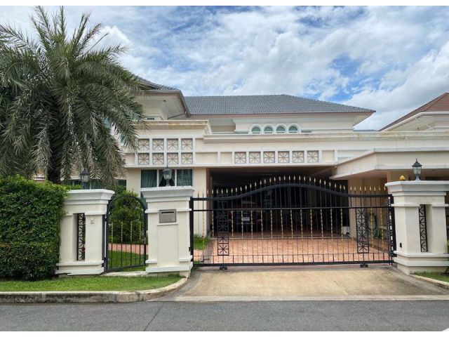บ้านเดี่ยวหลังใหญ่ 2ชั้นแกรนด์บางกอกบูเลอวาร์ด