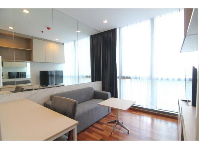 ขาย  Wish Signature Midtown Siam ราคา5.95 ล้านบาท* *ES03-0697*