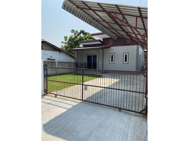 T01502 ให้เช่าบ้านเดี่ยว ใกล้สนามกีฬาเทศบาลหางดง