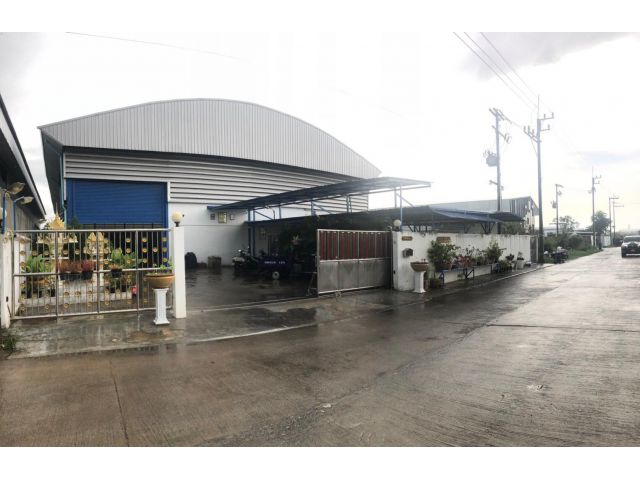 S369 ขาย/ให้เช่าโรงงาน พร้อมห้องพักคนงาน และที่อยู่อาศัย ขนาด  1 ไร่ 1 งาน โกดัง ประมาณ 1,140 ตรม.