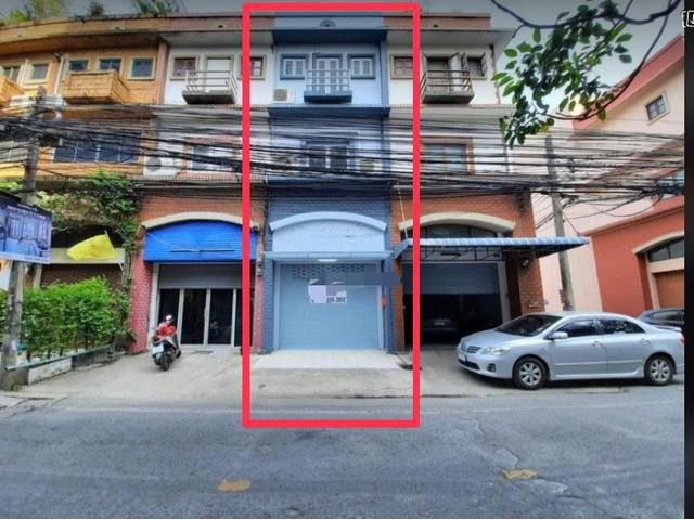 ให้เช่าอาคาร 3.5 ชั้นซอยพหลโยธิน 24