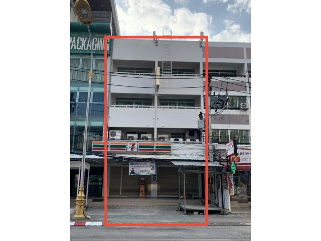 ขายอาคารพาณิชย์  4 ชั้น 2 คูหาใจกลางเมืองป่าตองหน้าติดถนนสาย ก เนื้อที่ 36 ตร.วา ขาย 54 ล้าน