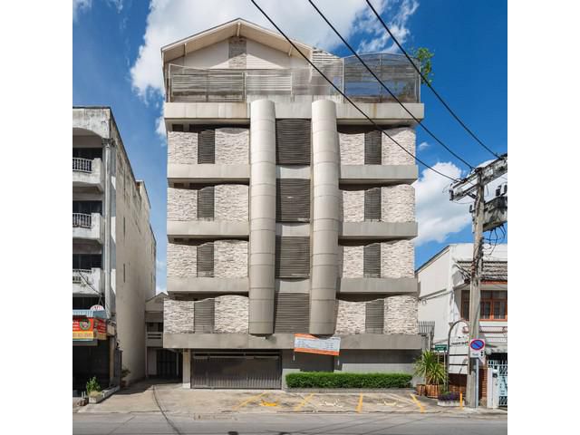 ขายอาคารสำนักงาน 6ชั้น พัฒนาการ 30 ทำเลดี@59 ล้าน