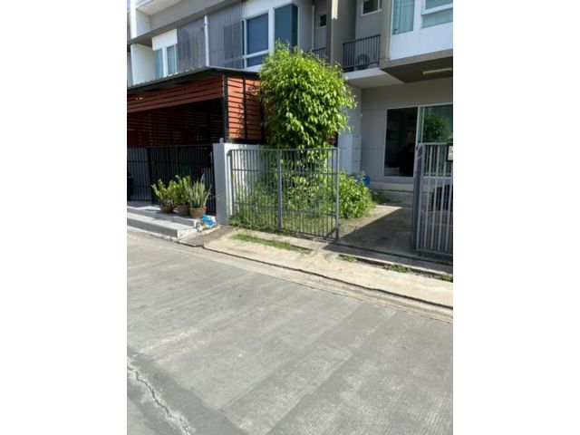 ให้เช่าทาวน์โฮม2 ชั้น หมู่บ้านอินดี้ ประชาอุทิศ90