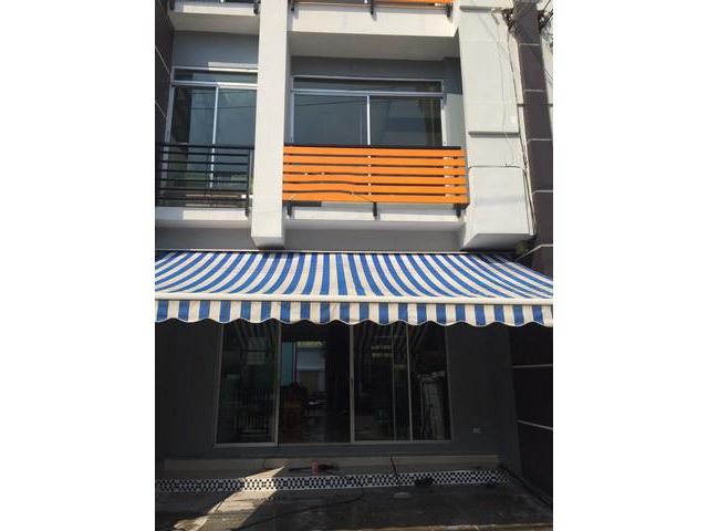 ให้เช่าโฮมออฟฟิศ 4 ชั้น บ้านกลางกรุง ศรีนครินทร์