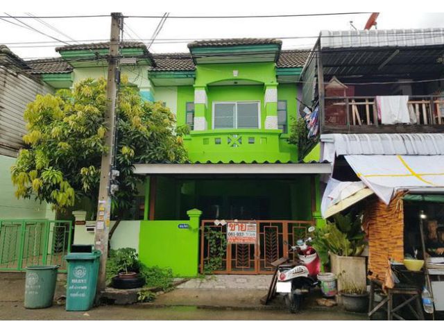 ขายทาวน์เฮ้าส์ หมู่บ้านนิวเวิลด์ วิลล์ ถนนบางบัวทอง-สุพรรณบุรี อ.บางบัวทอง จ.นนทบุรี