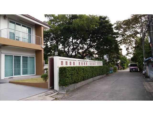 ให้เช่าบ้านเดี่ยว 2 ชั้น ย่านรามอินทรา -สุขาภิบาล5