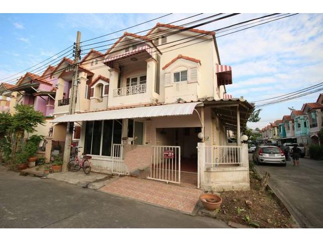 ขายทาวน์เฮ้าส์  :    ศิลปการพาร์ค 5 นนทบุรี
