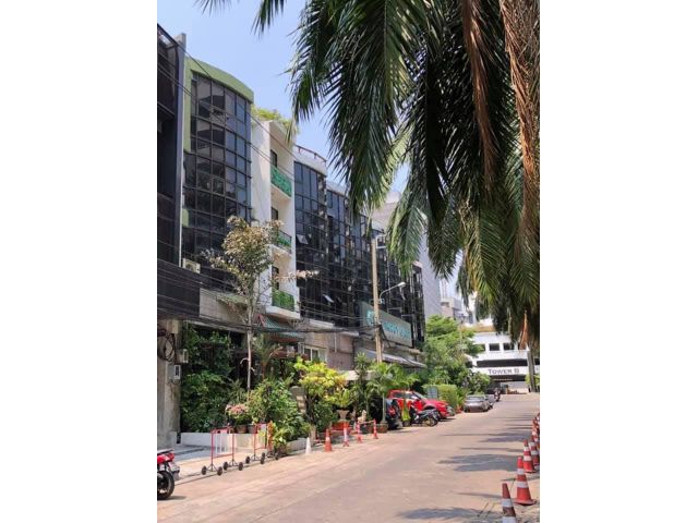 าอาคารสํานักงาน 4 ชั้น ศุภาลัยเพลส ซอยสุขุมวิท 39
