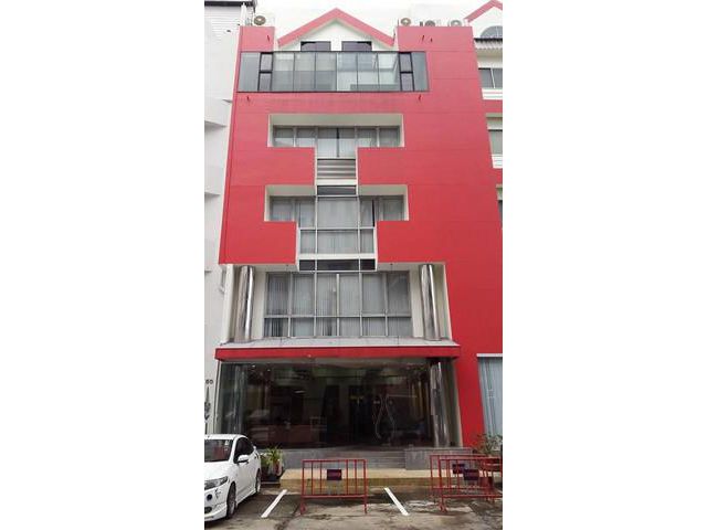 ให้เช่าโฮมออฟฟิศ 6 ชั้นย่านรัชดา สุทธิสาร
