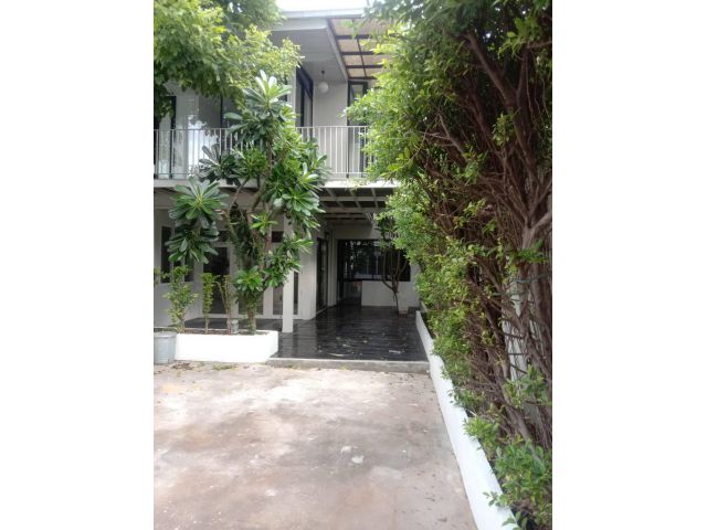 บ้านให้เช่า ถนนจันทน์ สาธุประดิษฐ์ บ้านเดี่ยว 2 ชั้น 60 ตรว.
