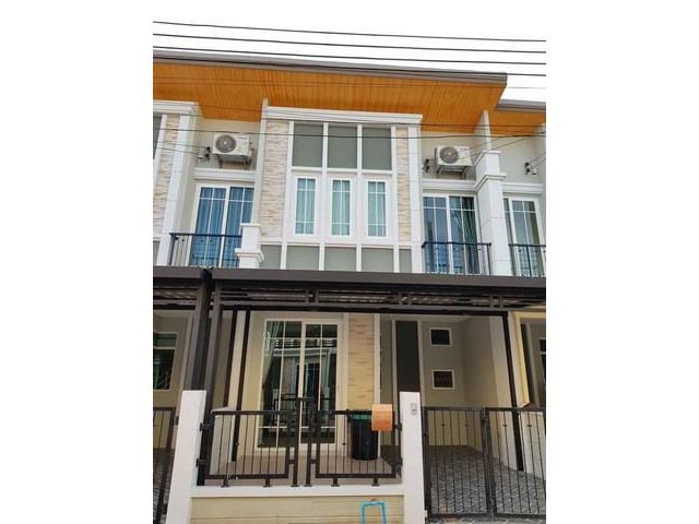 ให้เช่าทาวน์เฮาส์ โกลเด้นทาวน์ บางนา- สวนหลวง