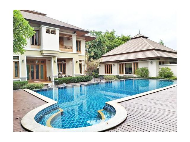 ขายบ้านเดี่ยวหลังใหญ่ หมู่บ้านเวิลด์คลับ แลนด์ 618 ตร.วา อำเภอหางดง จ.เชียงใหม่ - 05570