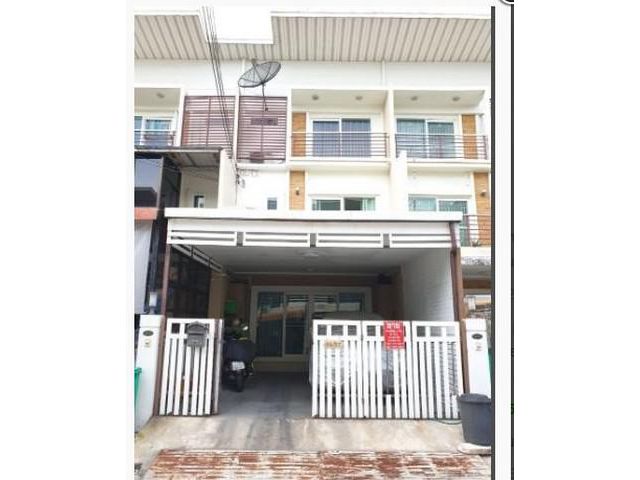 ขายทาวน์โฮม 3 ชั้น ซอยพหลโยธิน 52   ศุภาลัย วิลล์
