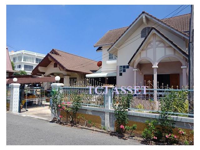 บ้านเดี่ยว หมู่บ้านผาสุขนิรันดร์ เทศบาลบางปู 59/1 ถ.สุขุมวิท สมุทรปราการ