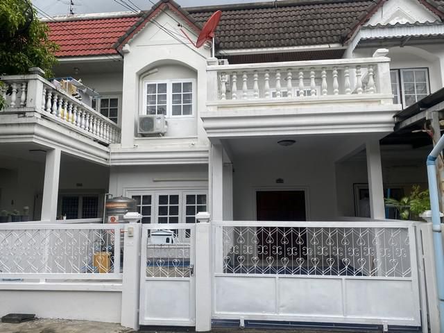 4 ห้องนอน 2 ห้องน้ำ แอร์ 3  วชิรธรรม 21