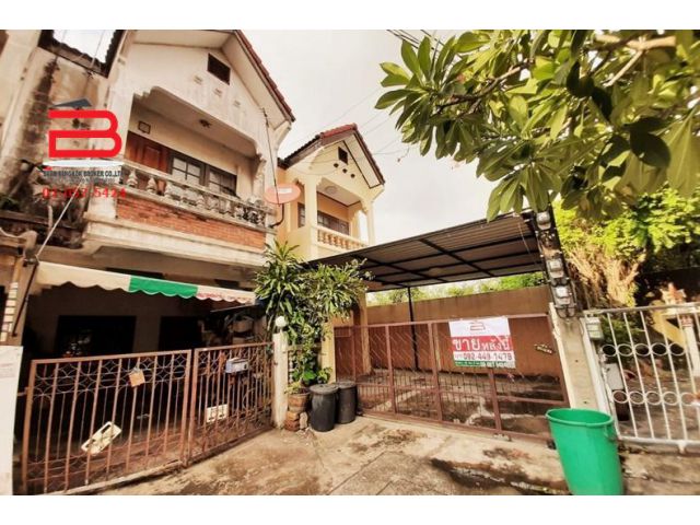 ทาวน์เฮาส์ 2 ชั้น หลังมุม โครงการ เลิศอุบลวัชรพล เนื้อที่ 25.6 ตรว. มี 3 ห้องนอน 2 ห้องน้ำ เขตบางเขน