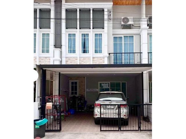 ให้เช่าทาวน์โฮม2 ชั้น โกลเด้น ทาวน์2 ลาดพร้าว