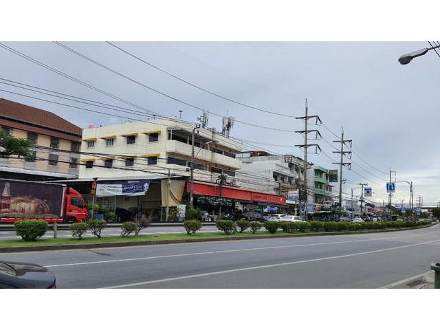 ขาย อาคารพาณิชย์ 2 คูหา 3.5 ชั้น ลาดกระบัง@12 ล้าน