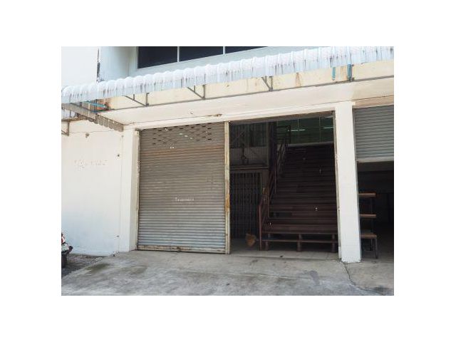 ให้เช่าโกดังซอยลาดพร้าว 101  เดอะมอลล์บางกะปิ