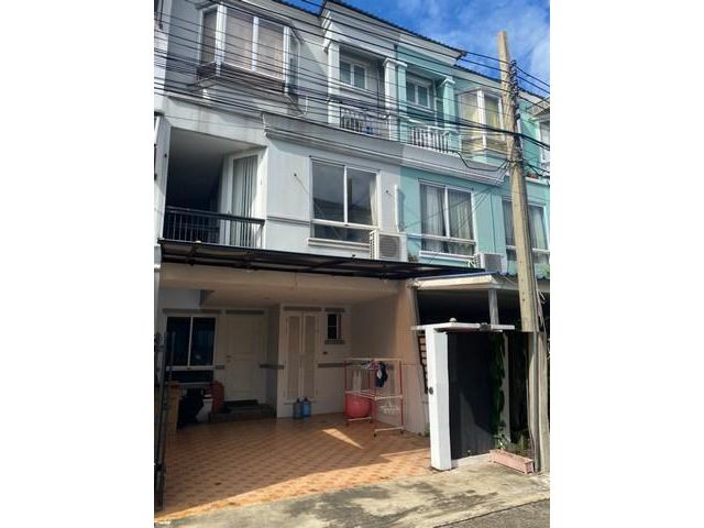 PML03 ให้เช่าทาวน์โฮม 3 ชั้น หมู่บ้านร็อคการ์เด้น ย่านเหม่งจ่าย ประชาอุทิศ พระราม9 ใกล้โรงเรียนนานาชาติ KIS Singapore an