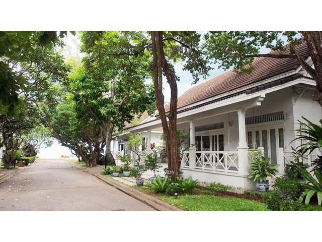 ขายบ้านสวย บ้านเฉลียงลม ติดทะเลตัวเมืองหัวหิน