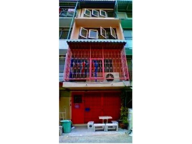 ขาย หอพักสตรี 4 ชั้น 14 ห้องนอน