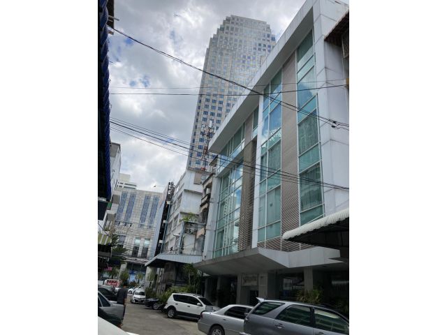 ขายกิจการโรงแรม6ชั้น มีลิฟต์ ทำเลทอง ใกล้แยกอโศก