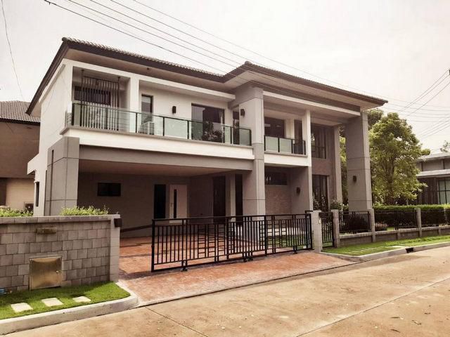 ให้เช่าบ้านเดี่ยว2 ชั้น พัฒนาการ หมู่บ้านThe City