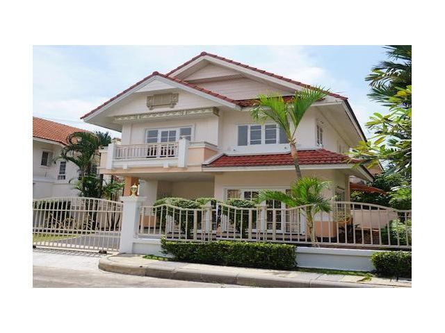 ให้เช่าบ้านเดี่ยว 2 ชั้น หมู่บ้านParkway Chalet