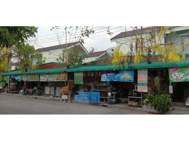 ขายบ้าน2หลังพร้อมกิจการ เนื้อที่ทั้งหมด 44ตรว. ขาย 8.8 ล้าน ต.มาบไผ่ อ.บ้านบึง จ.ชลบุรี - บ้านในหมู่บ้านเอื้ออาทรเป็นบ้า